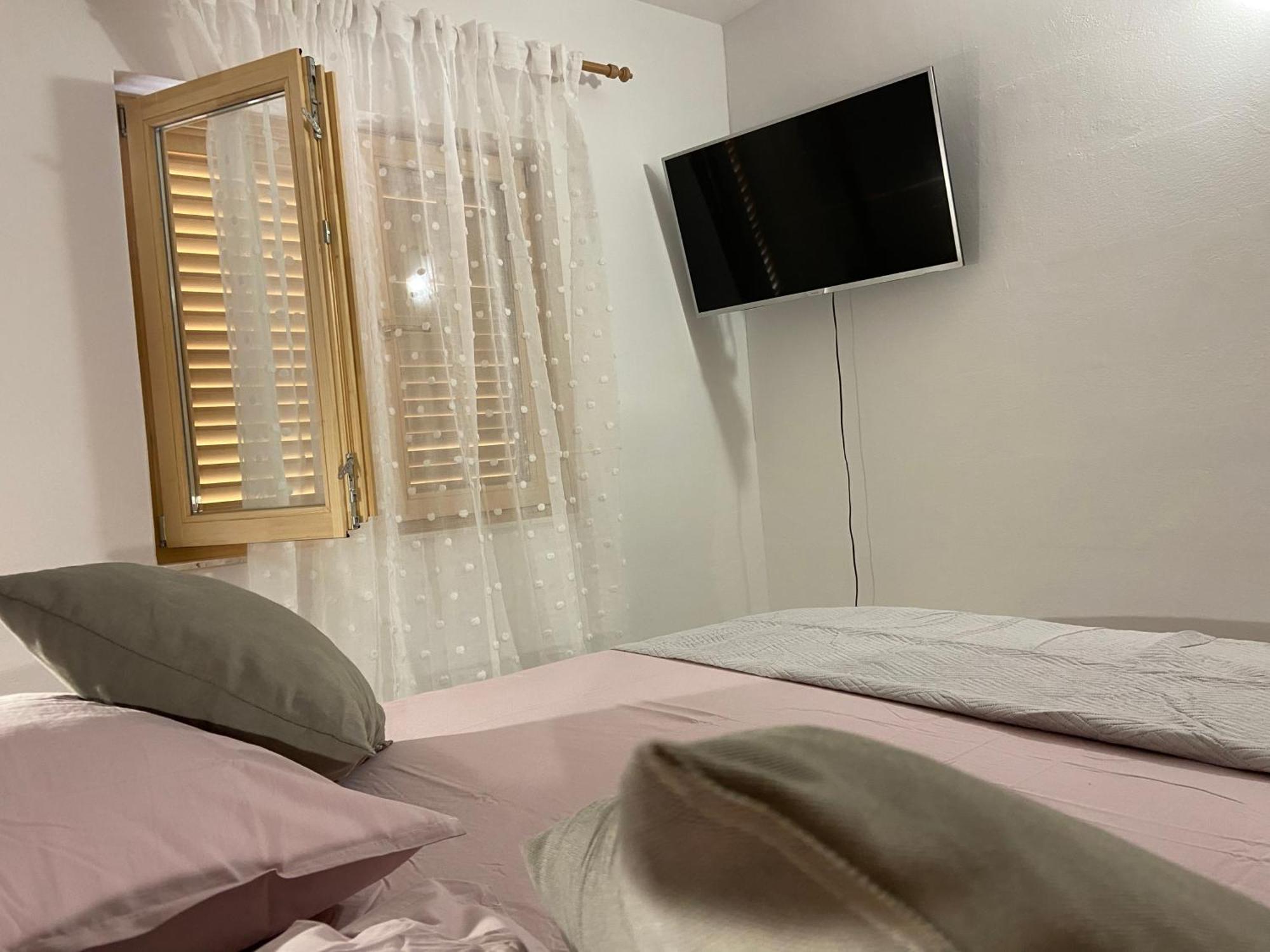 Apartmani Mara Rogoznica 罗戈兹尼察 外观 照片